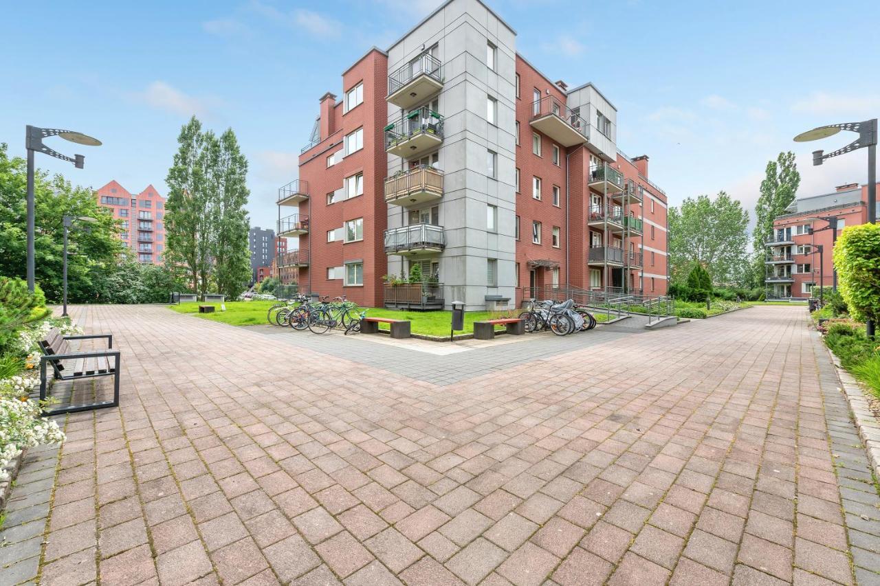 Apartament Pod Trzema Niebieskimi Kaczorami Apartment กดัญสก์ ภายนอก รูปภาพ